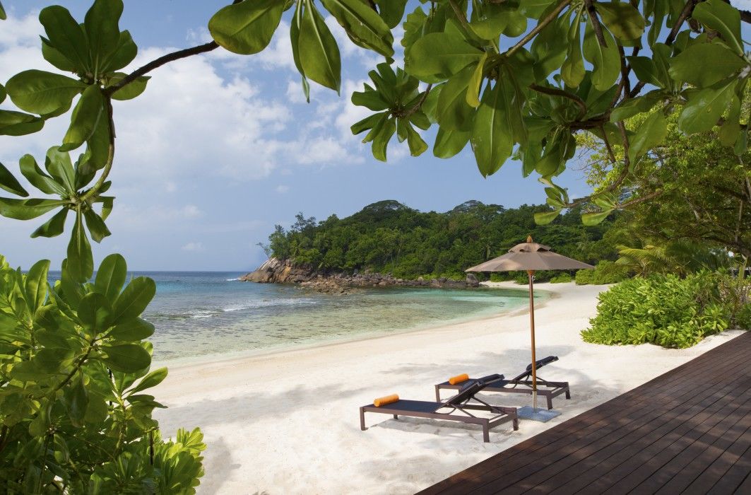 Le Meridien Barbarons Hotel Grand Anse  Exterior foto